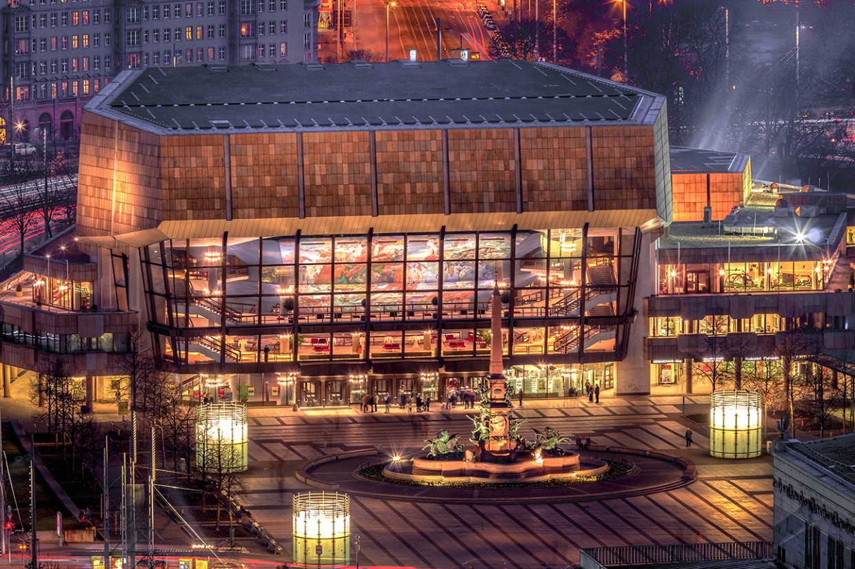 Gewandhaus Leipzig bei Nacht