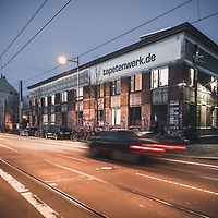 Ansicht Tapetenwerk bei Nacht